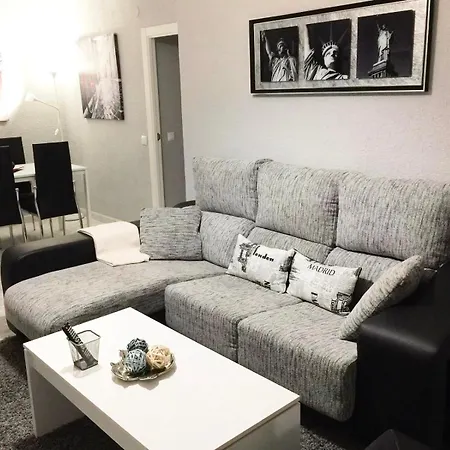 Apartment Amplio Piso A 10 Min De Salamanca By Bebalmy