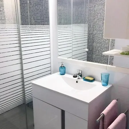 Apartment Amplio Piso A 10 Min De Salamanca By Bebalmy